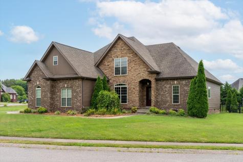 1053 Willow Circle Clarksville TN 37043