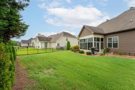 1053 Willow Circle Clarksville TN 37043