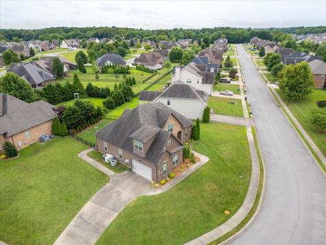 1053 Willow Circle Clarksville TN 37043