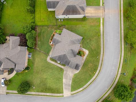 1053 Willow Circle Clarksville TN 37043