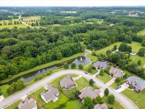 1053 Willow Circle Clarksville TN 37043