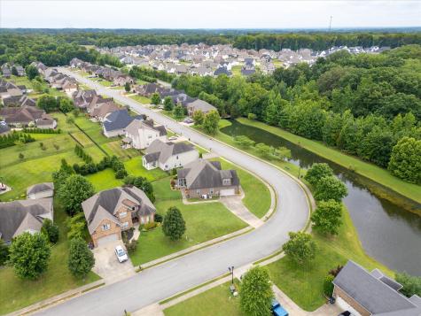 1053 Willow Circle Clarksville TN 37043