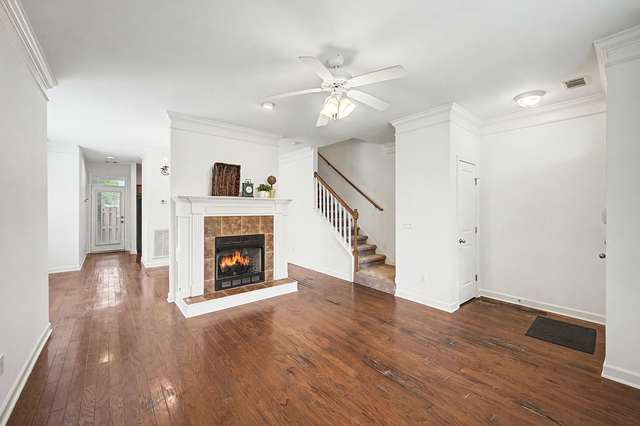 2048 Elliott Avenue Nashville TN 37204