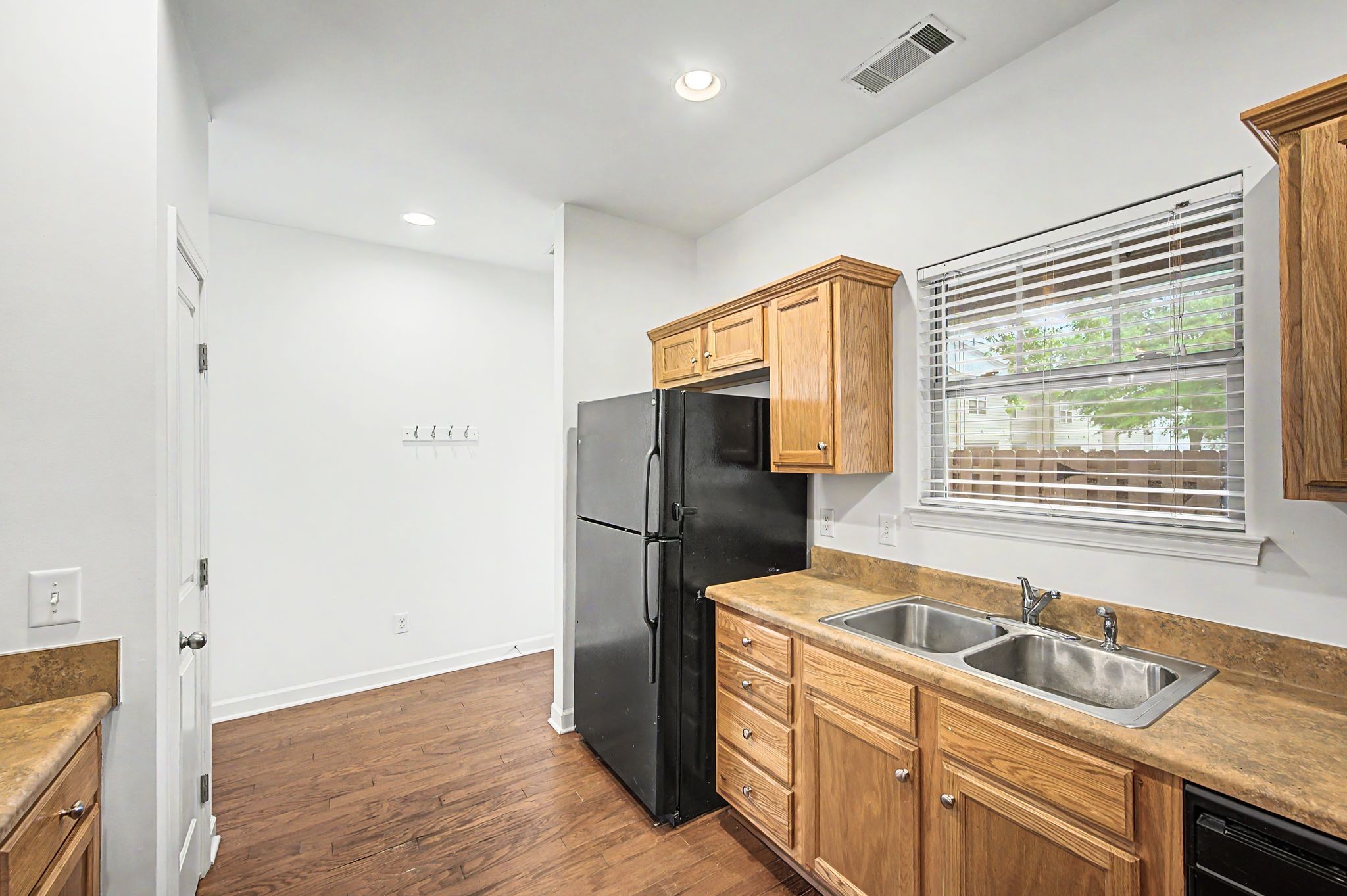 2048 Elliott Avenue Nashville TN 37204