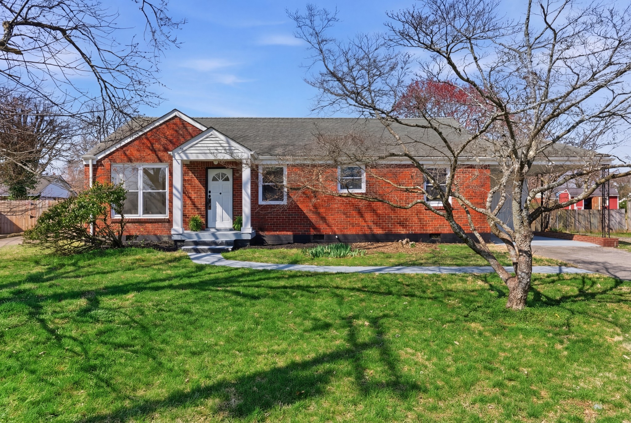 2228 Ravenwood Drive Nashville TN 37216