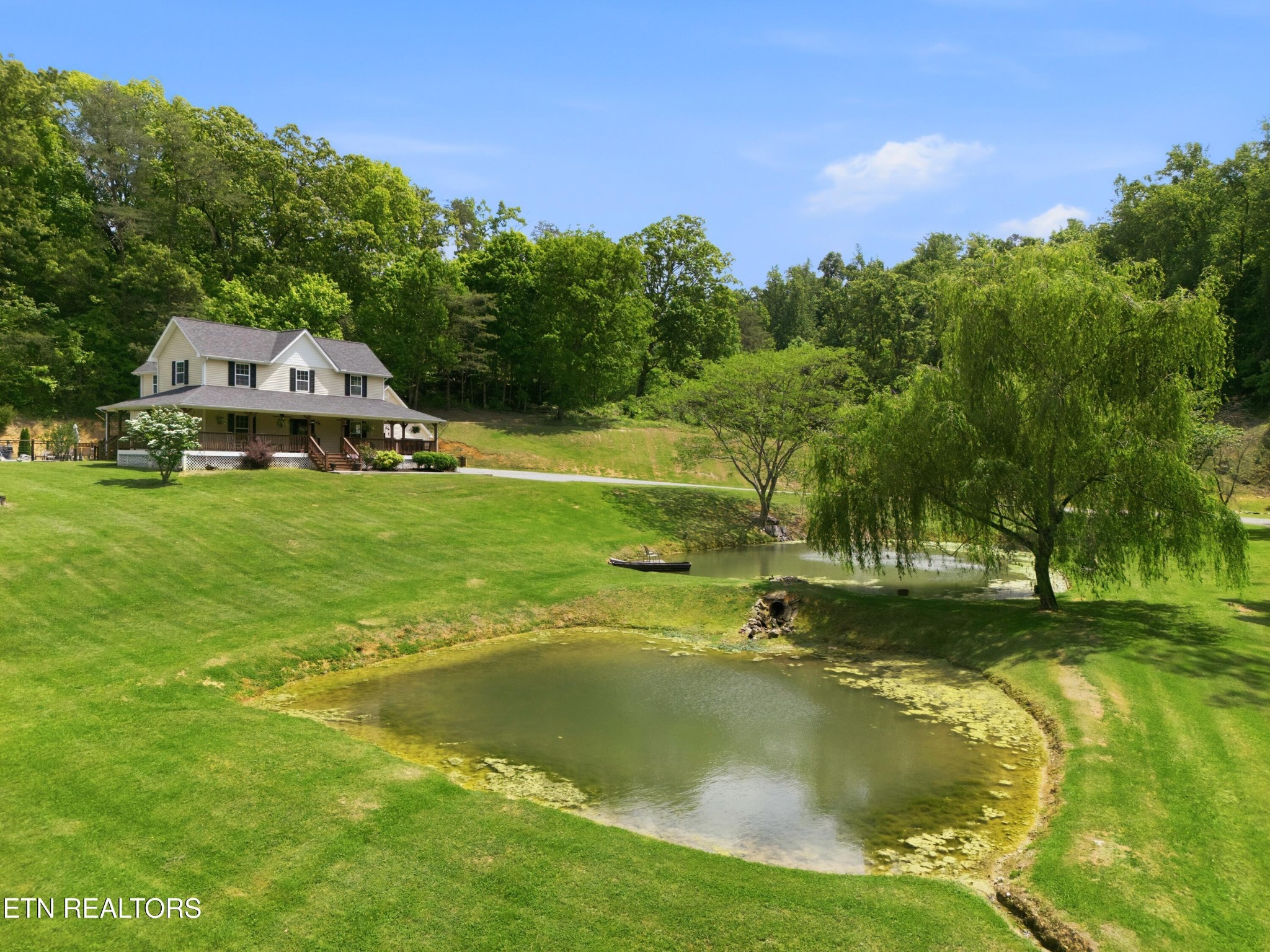 1913 E Union Valley Road Seymour TN 37865