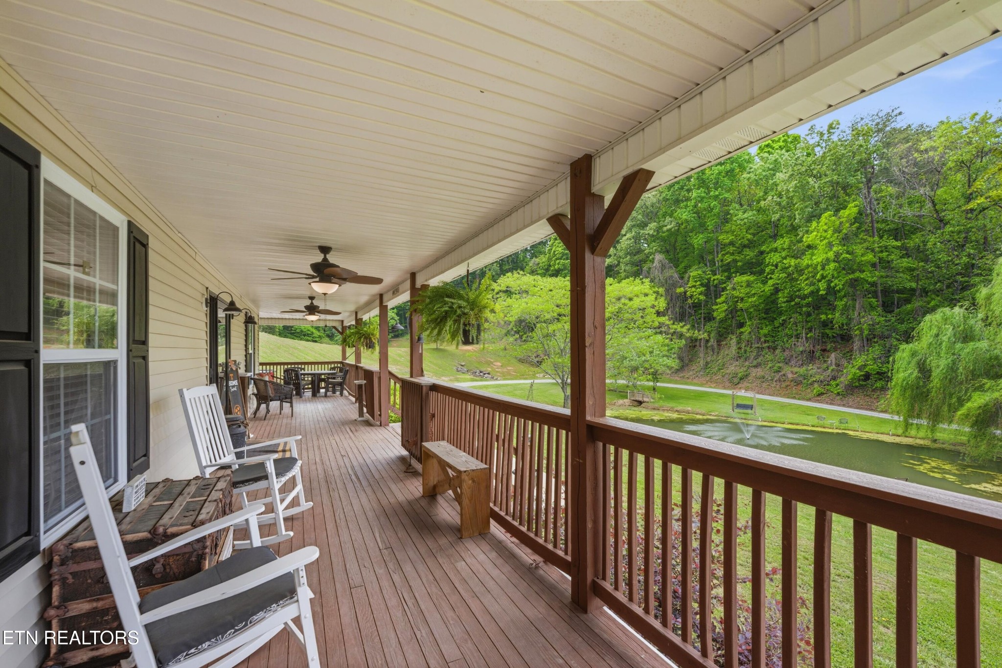 1913 E Union Valley Road Seymour TN 37865