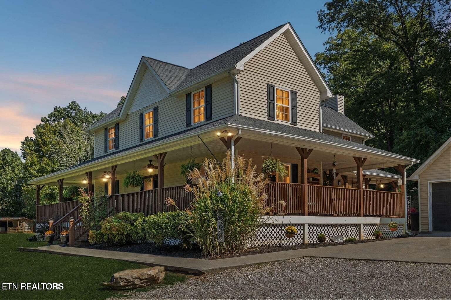 1913 E Union Valley Road Seymour TN 37865