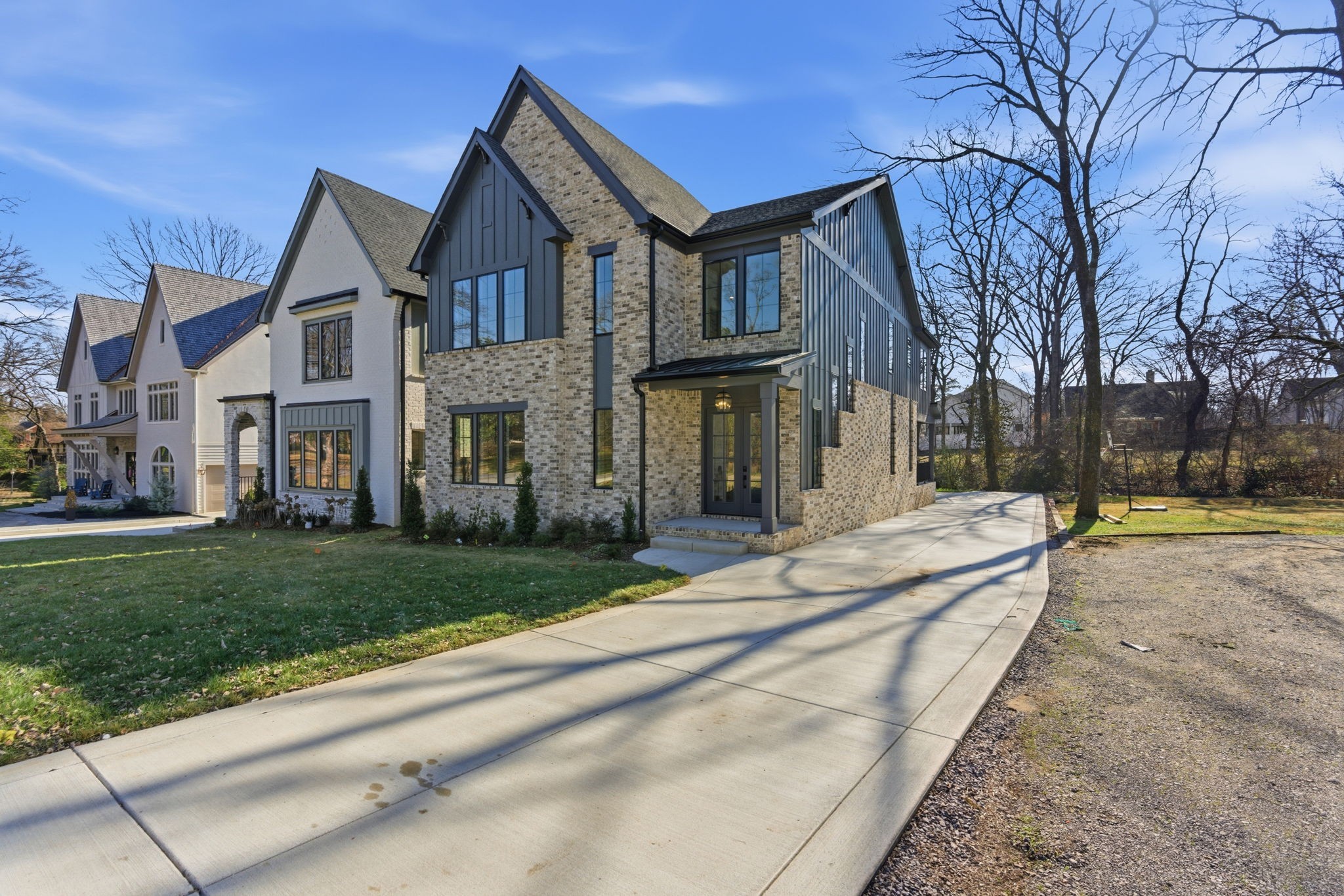 1525 Graybar Lane Nashville TN 37215