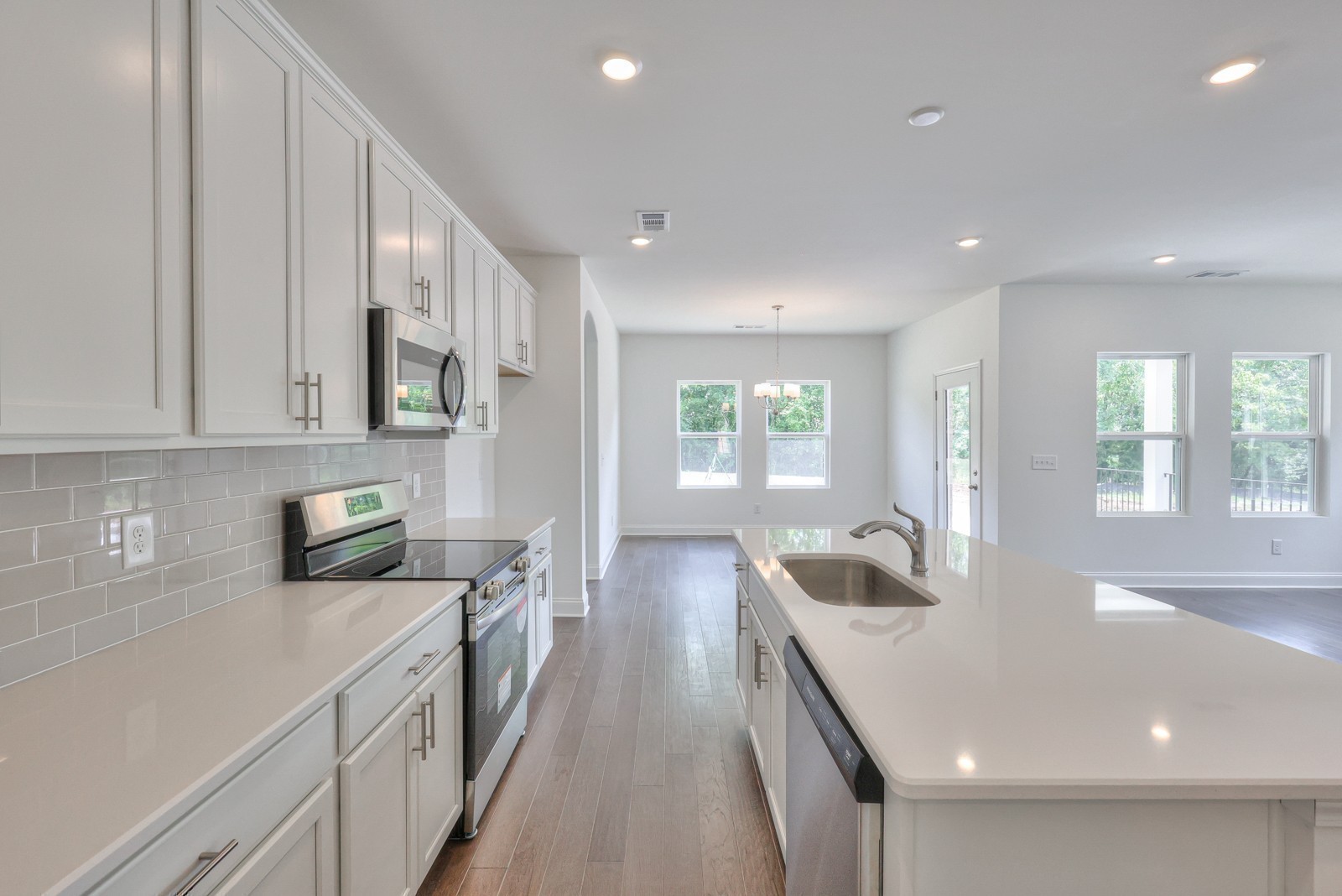 3315 Ventura Avenue White House TN 37188