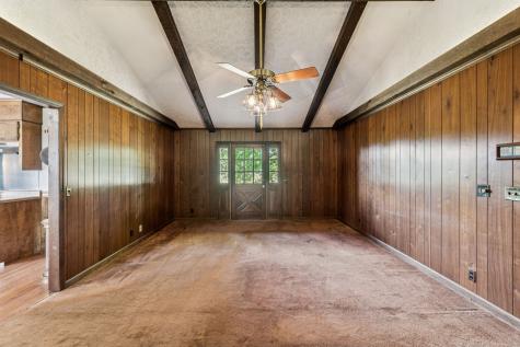 3085 Highway 47 N White Bluff TN 37187