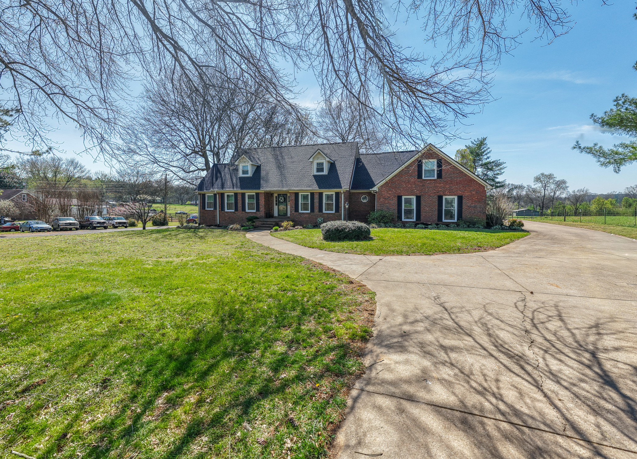 2685 Hampshire Pike Columbia TN 38401