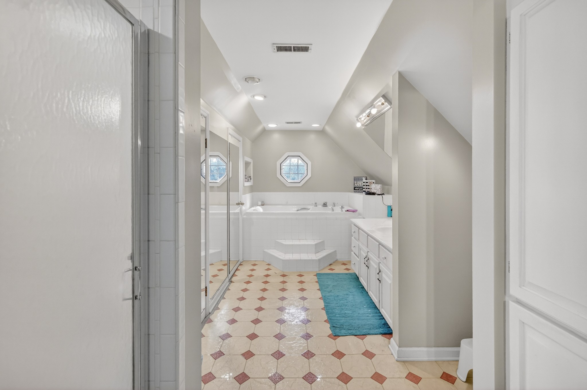 2685 Hampshire Pike Columbia TN 38401