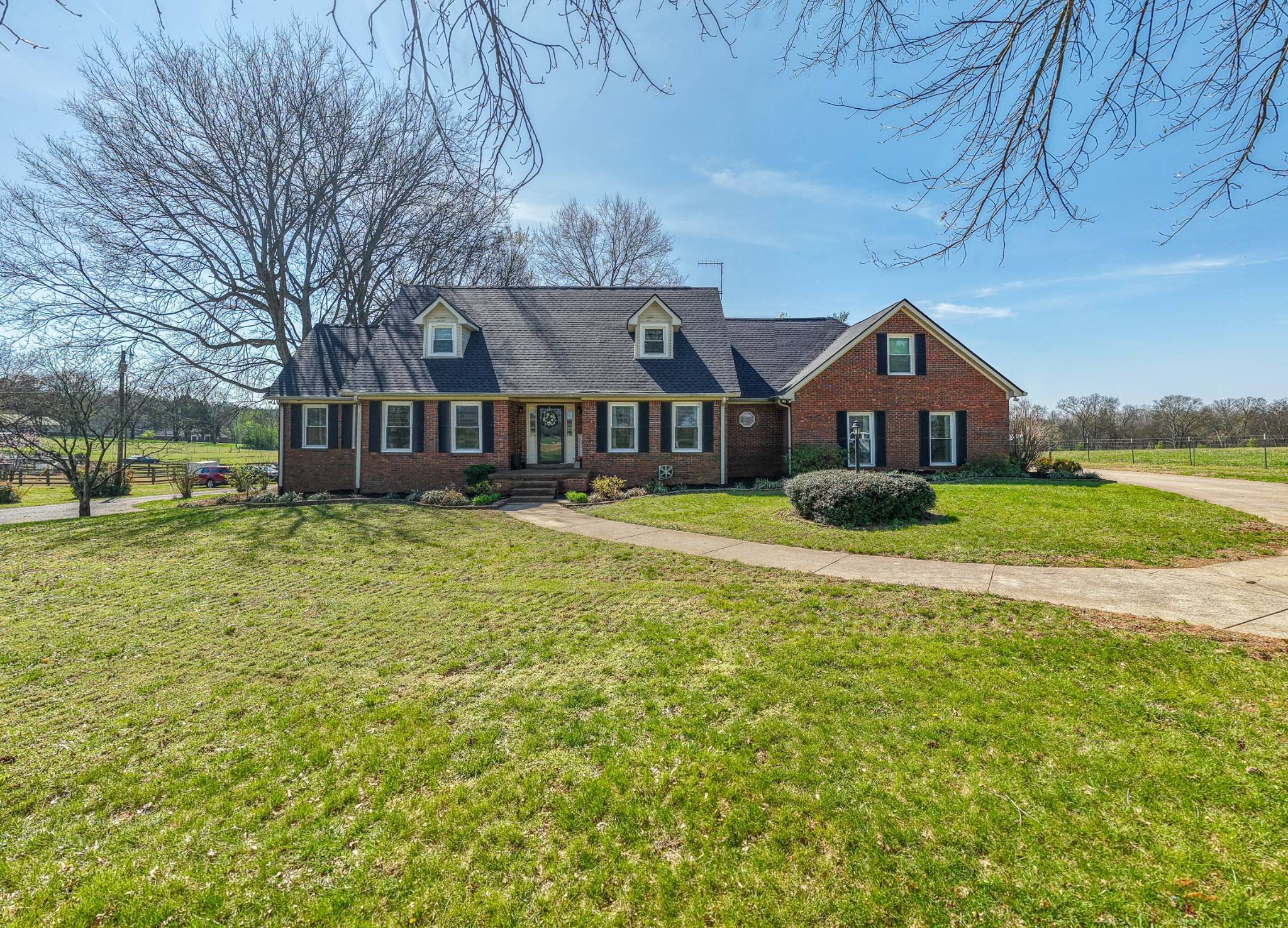 2685 Hampshire Pike Columbia TN 38401
