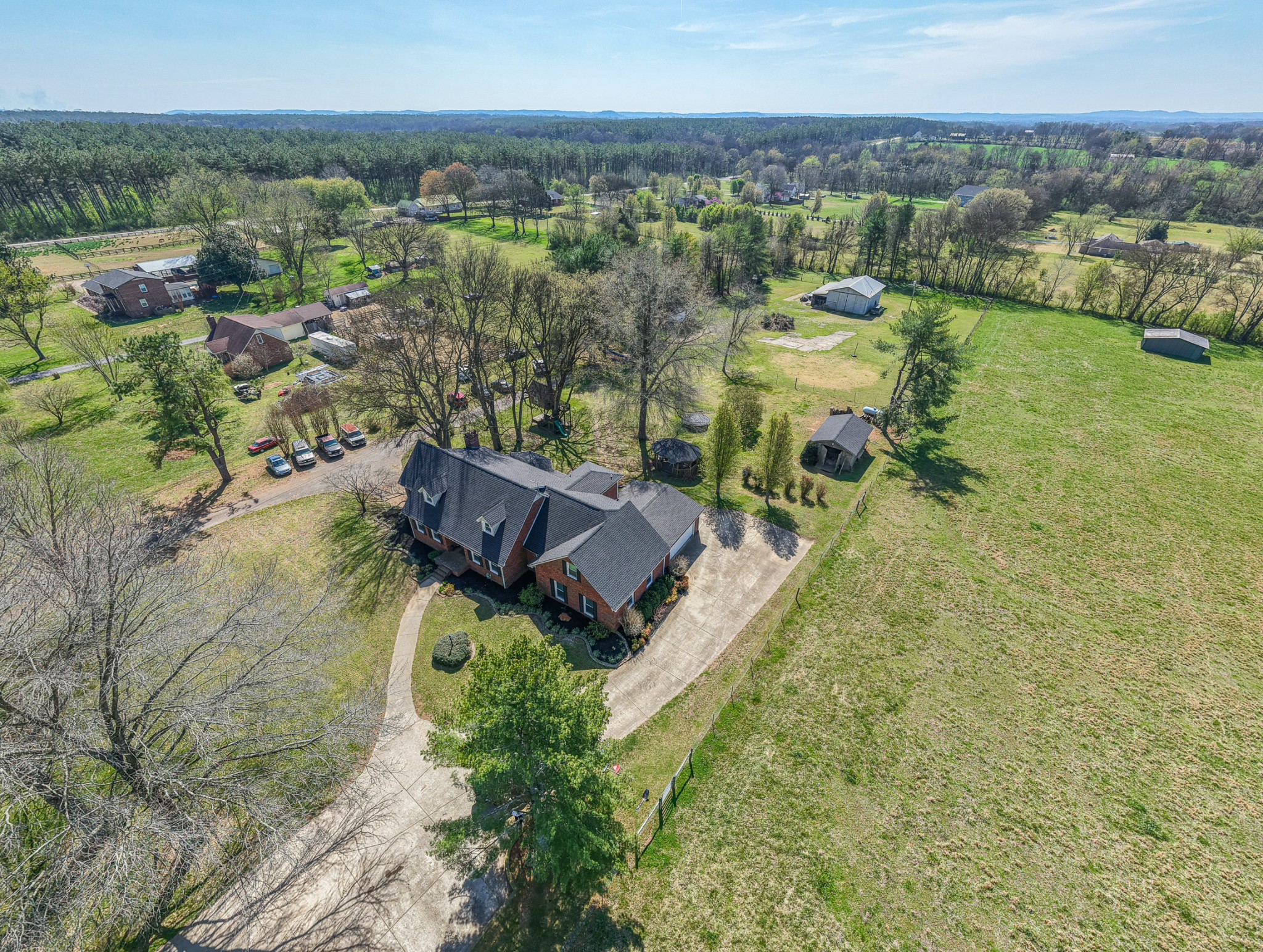 2685 Hampshire Pike Columbia TN 38401