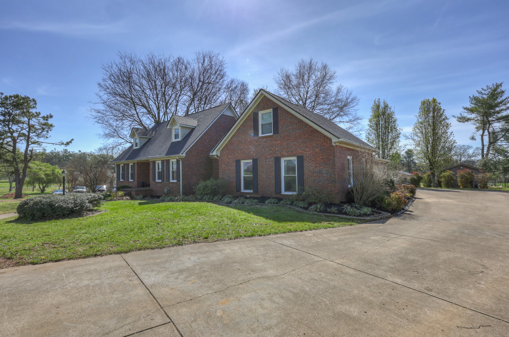 2685 Hampshire Pike Columbia TN 38401