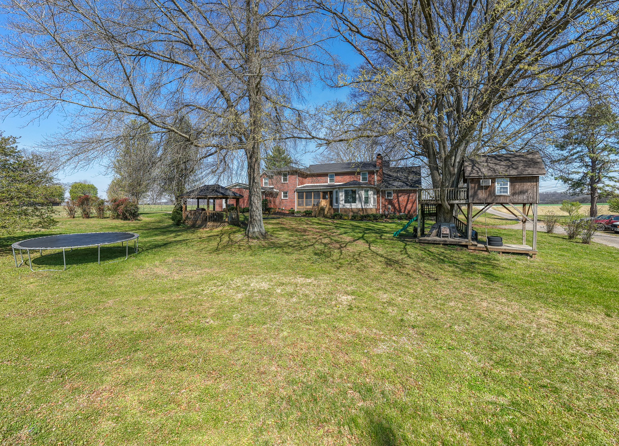 2685 Hampshire Pike Columbia TN 38401
