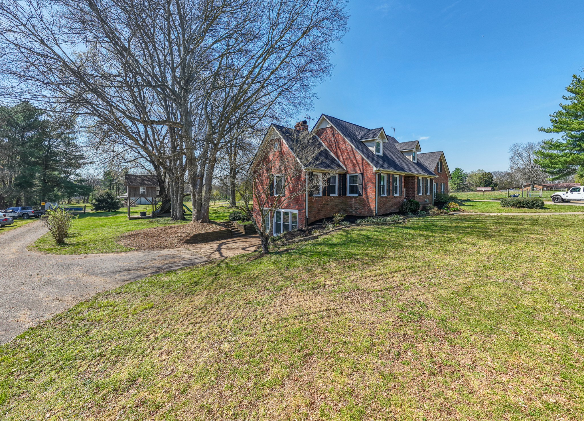 2685 Hampshire Pike Columbia TN 38401