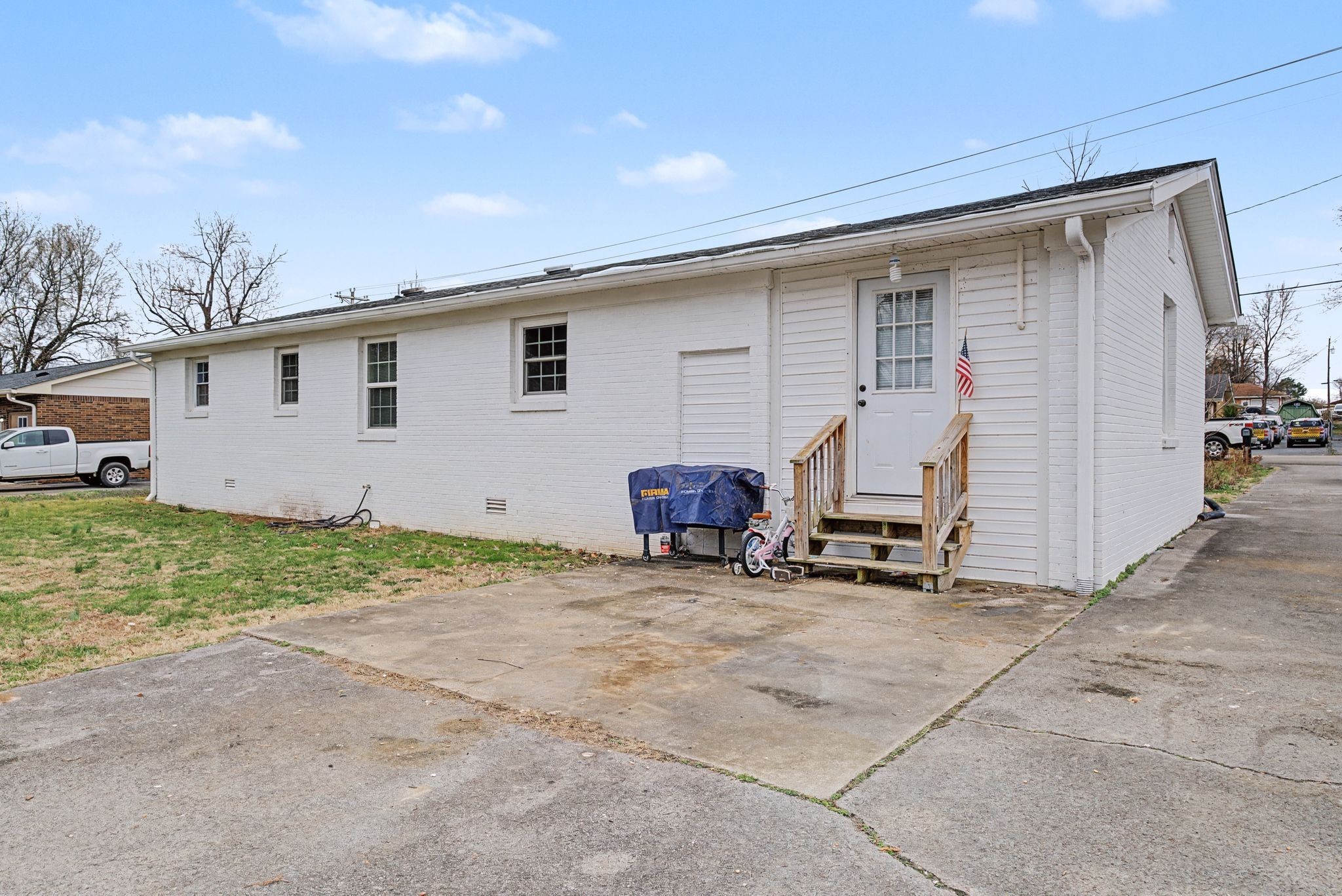 407 Sam Houston Drive Lebanon TN 37087
