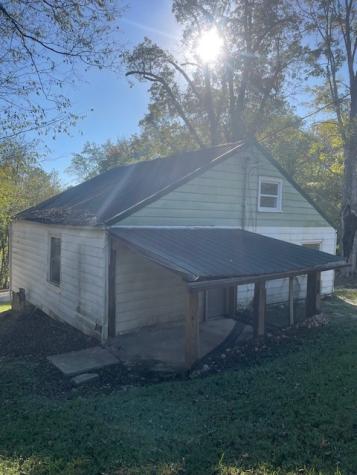 111 Swift Lane Cunningham TN 37052