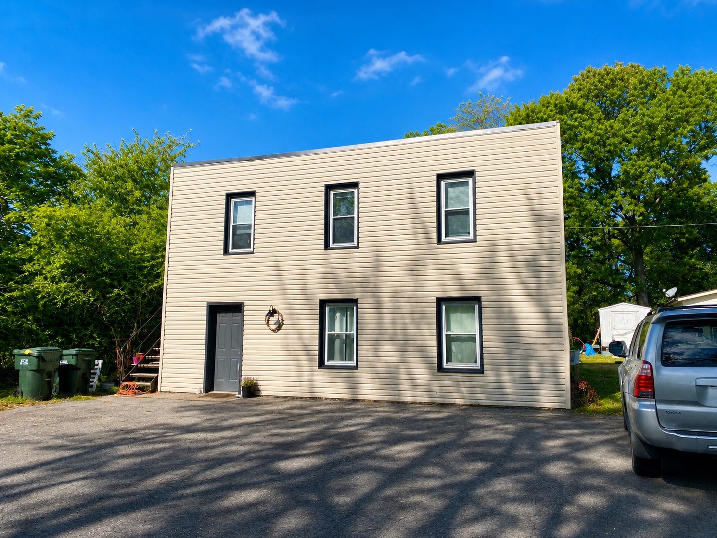 212 W End Avenue Dickson TN 37055