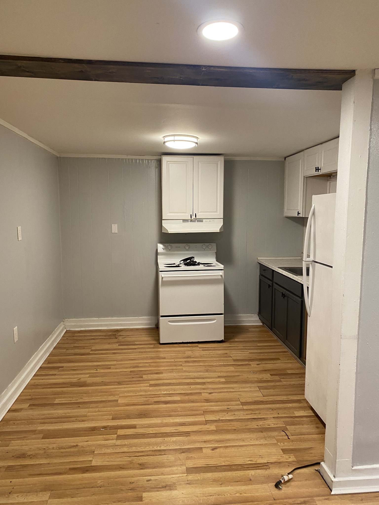 212 W End Avenue Dickson TN 37055