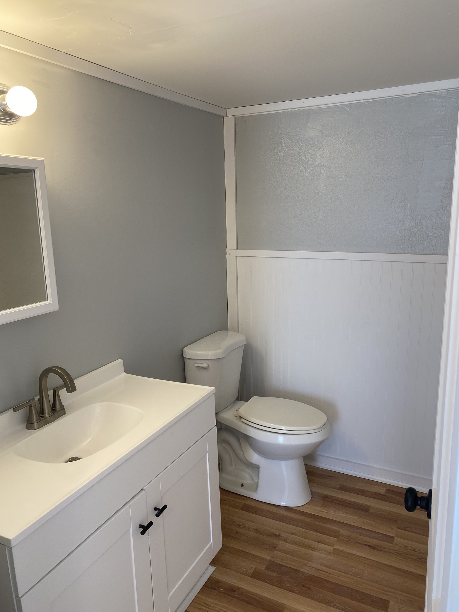 212 W End Avenue Dickson TN 37055