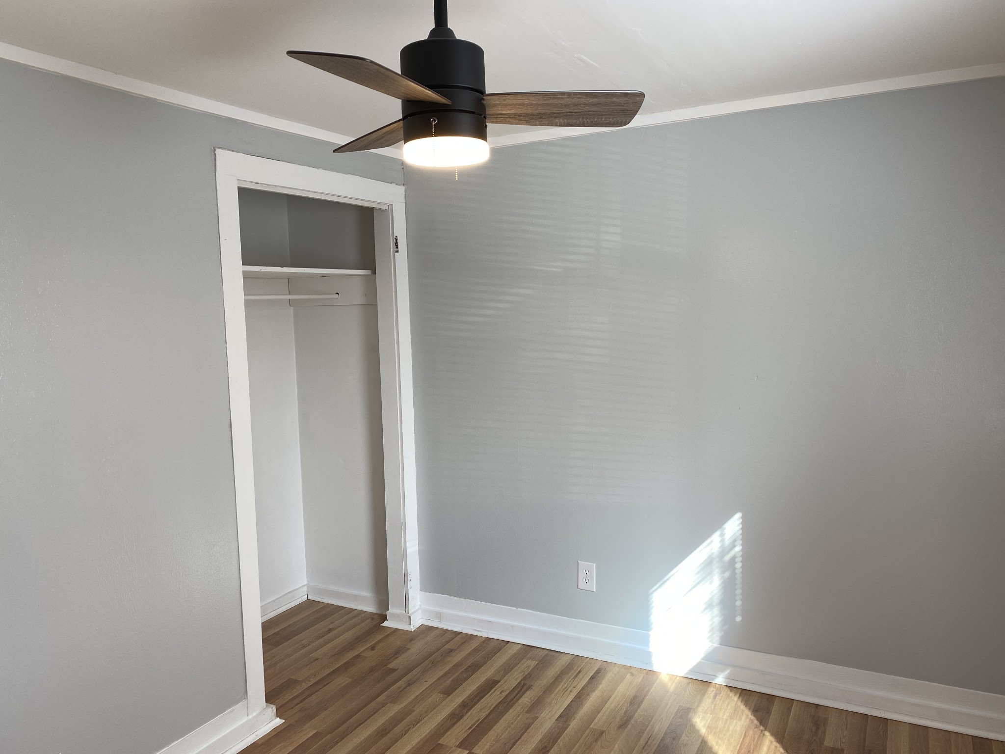 212 W End Avenue Dickson TN 37055