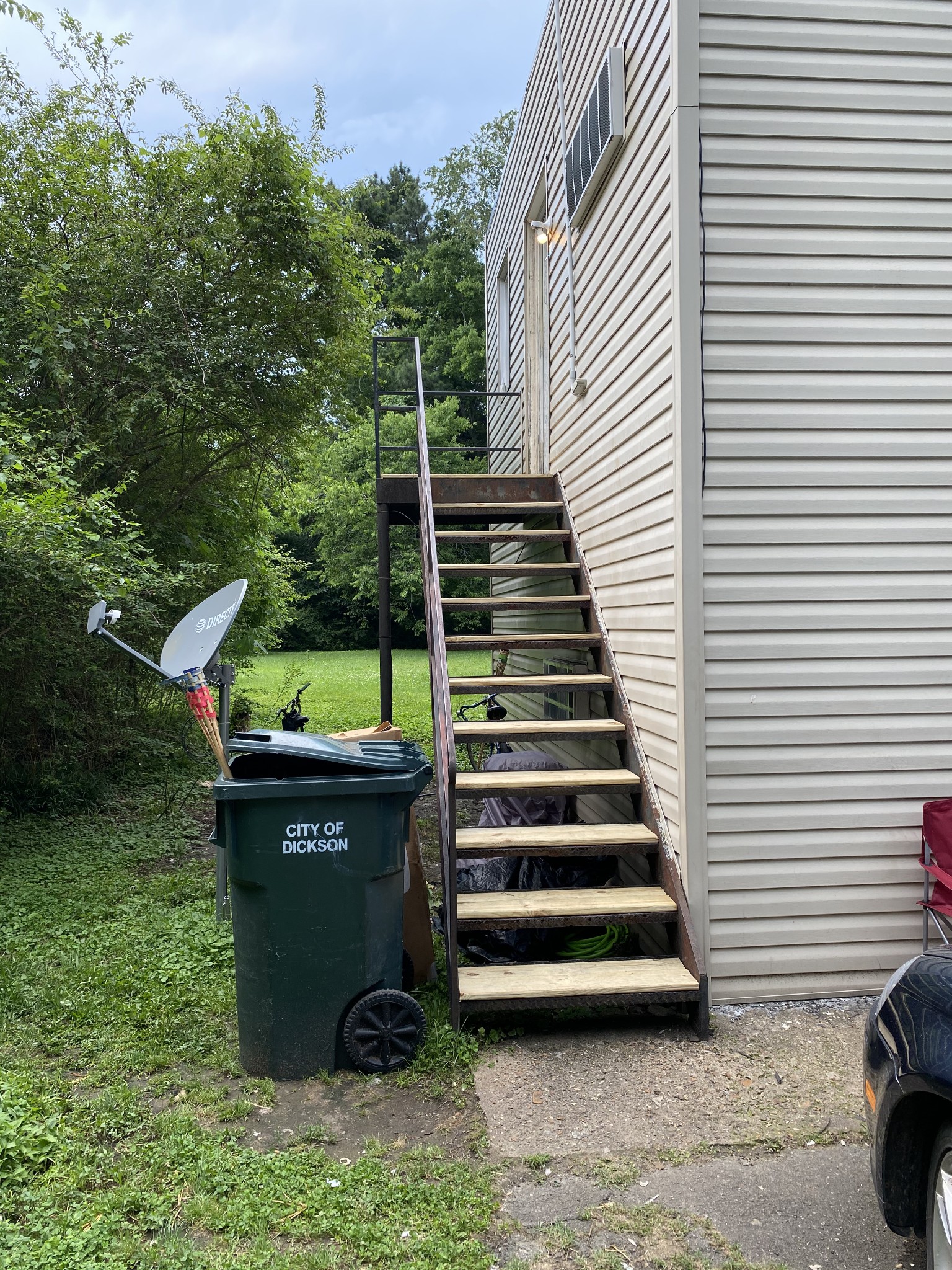 212 W End Avenue Dickson TN 37055
