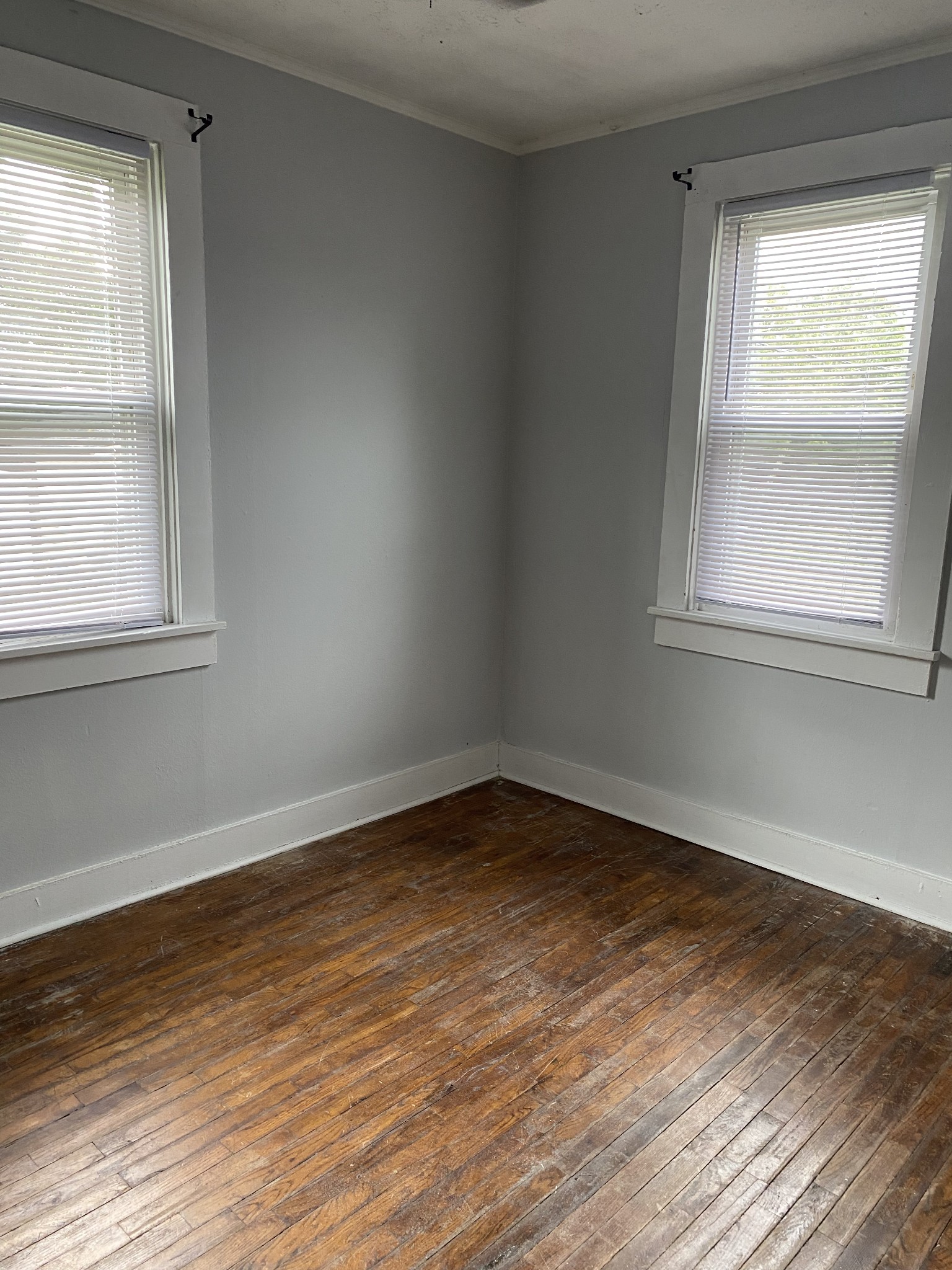 212 W End Avenue Dickson TN 37055