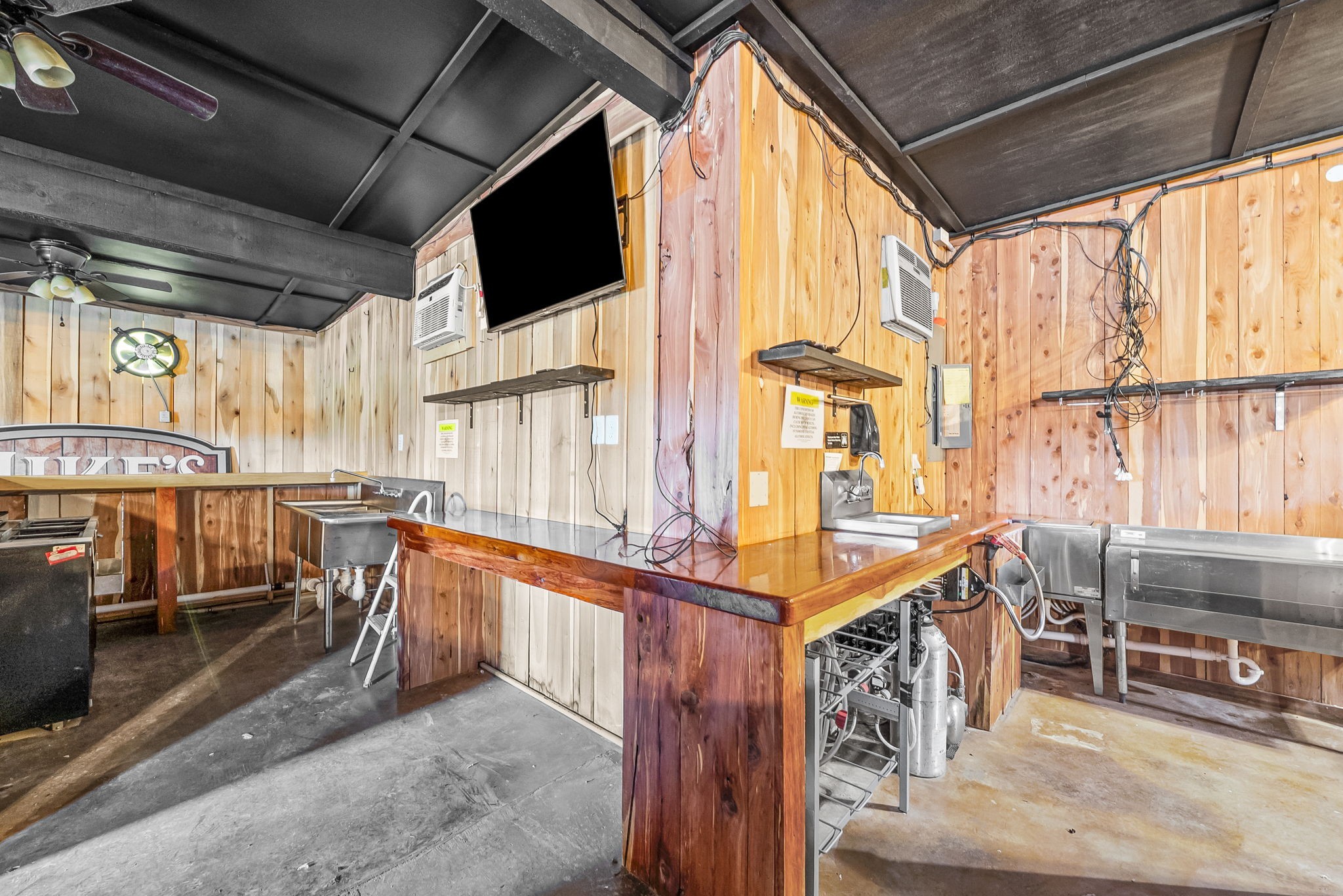 1095 White Oak Road Stewart TN 37175