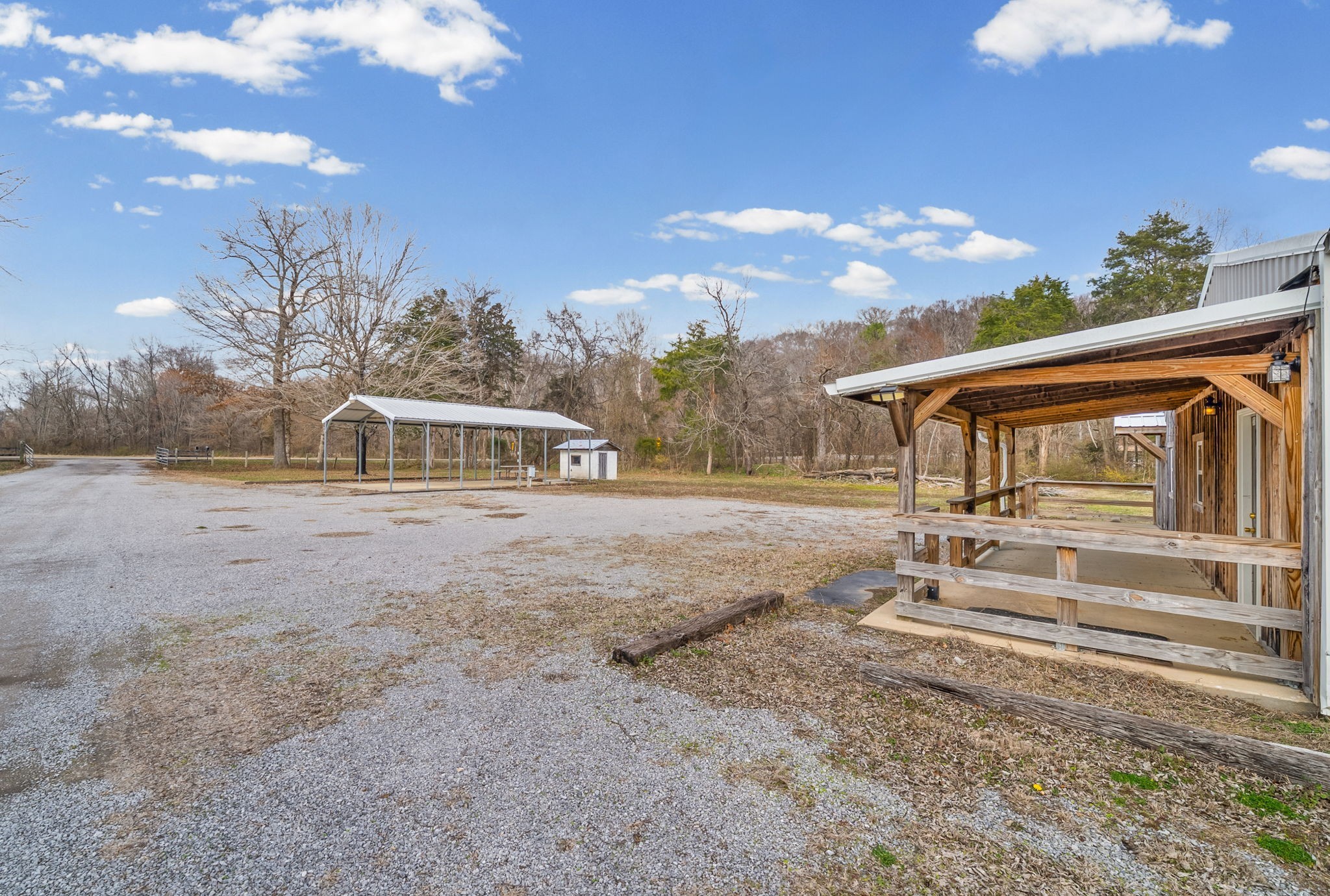 1095 White Oak Road Stewart TN 37175
