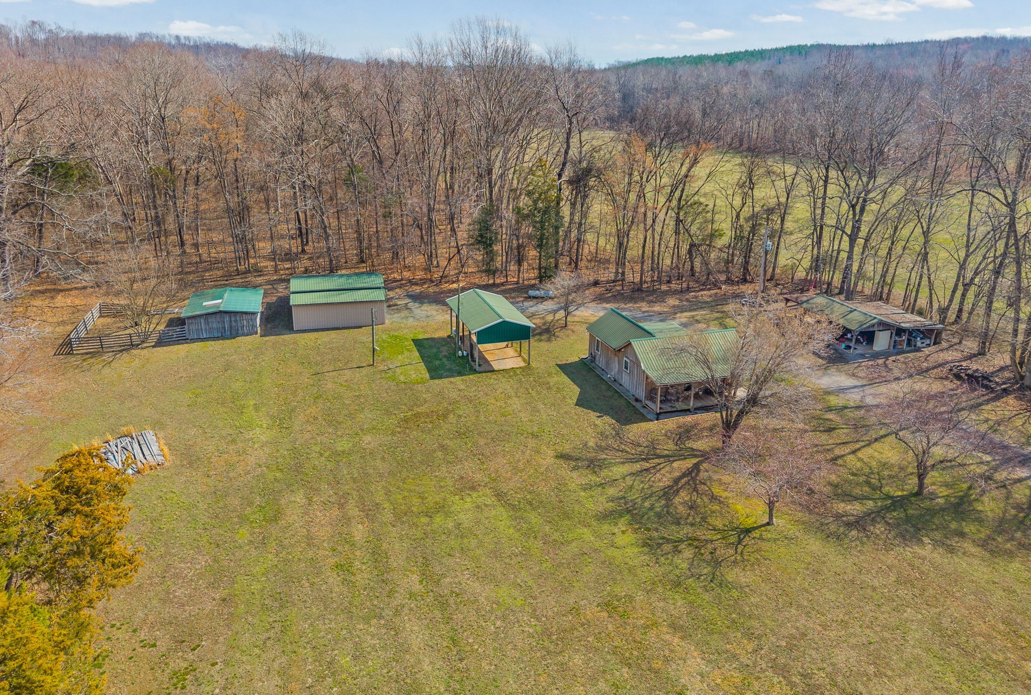 1095 White Oak Road Stewart TN 37175