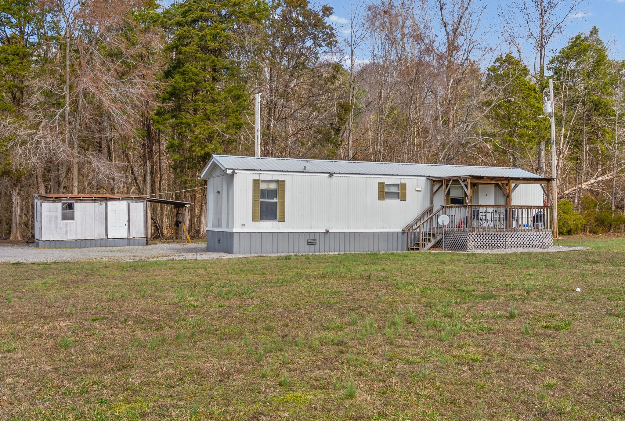1095 White Oak Road Stewart TN 37175