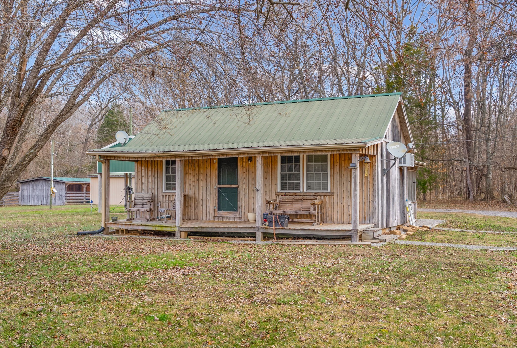 1095 White Oak Road Stewart TN 37175