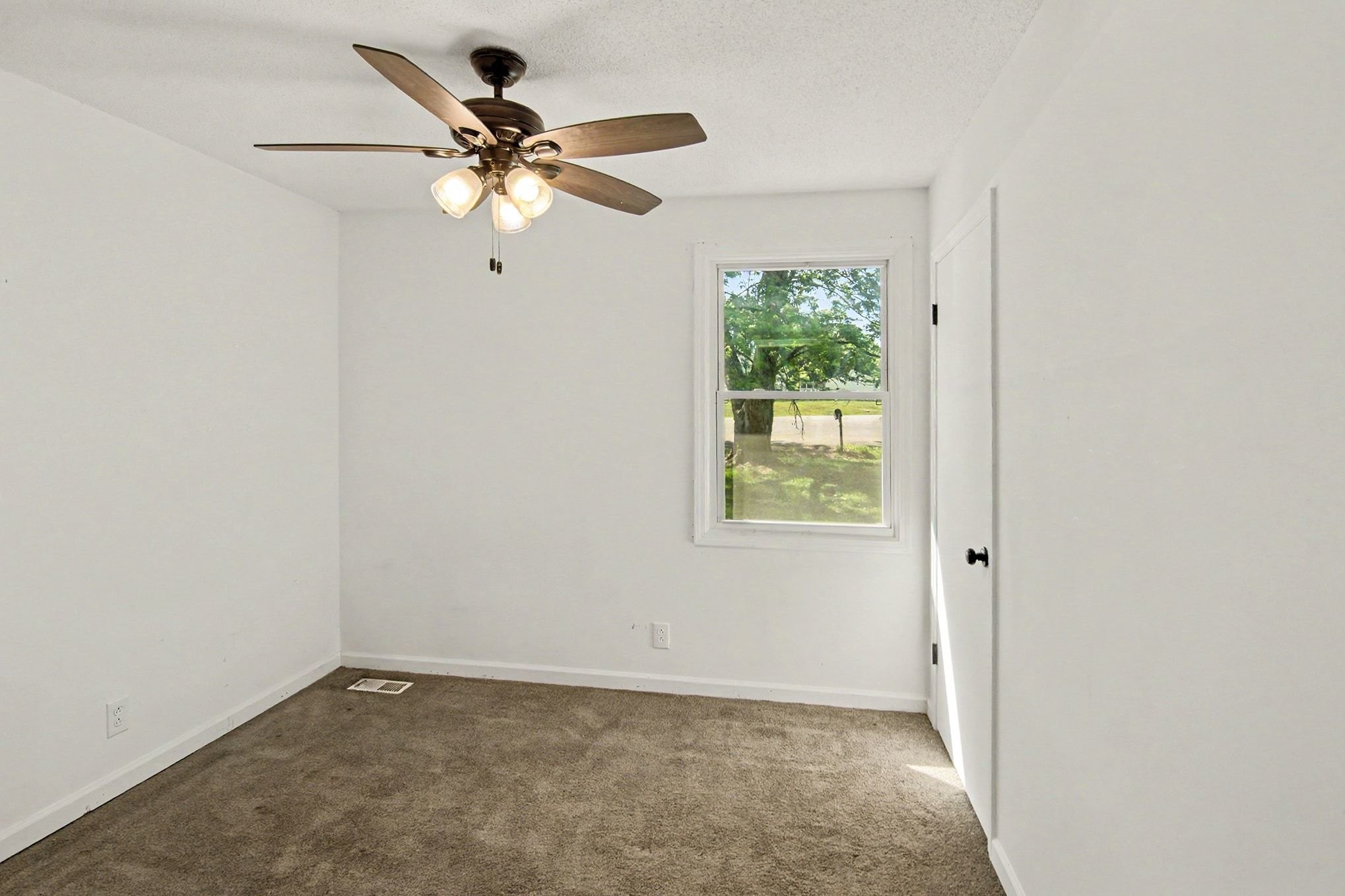 300 Carla Court Clarksville TN 37043