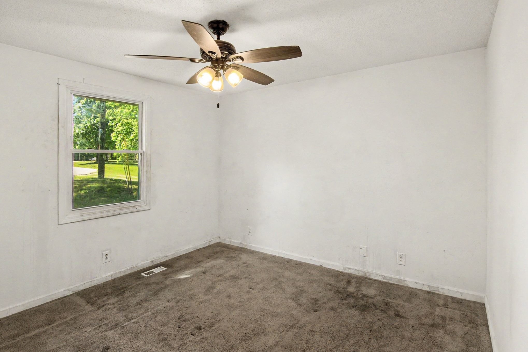 300 Carla Court Clarksville TN 37043