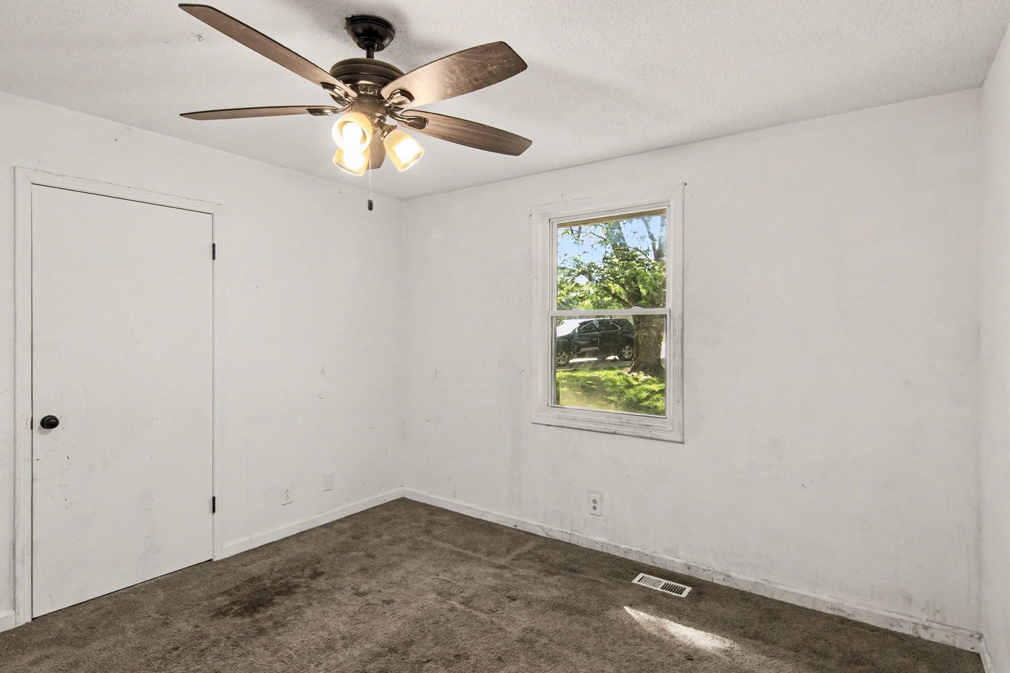 300 Carla Court Clarksville TN 37043