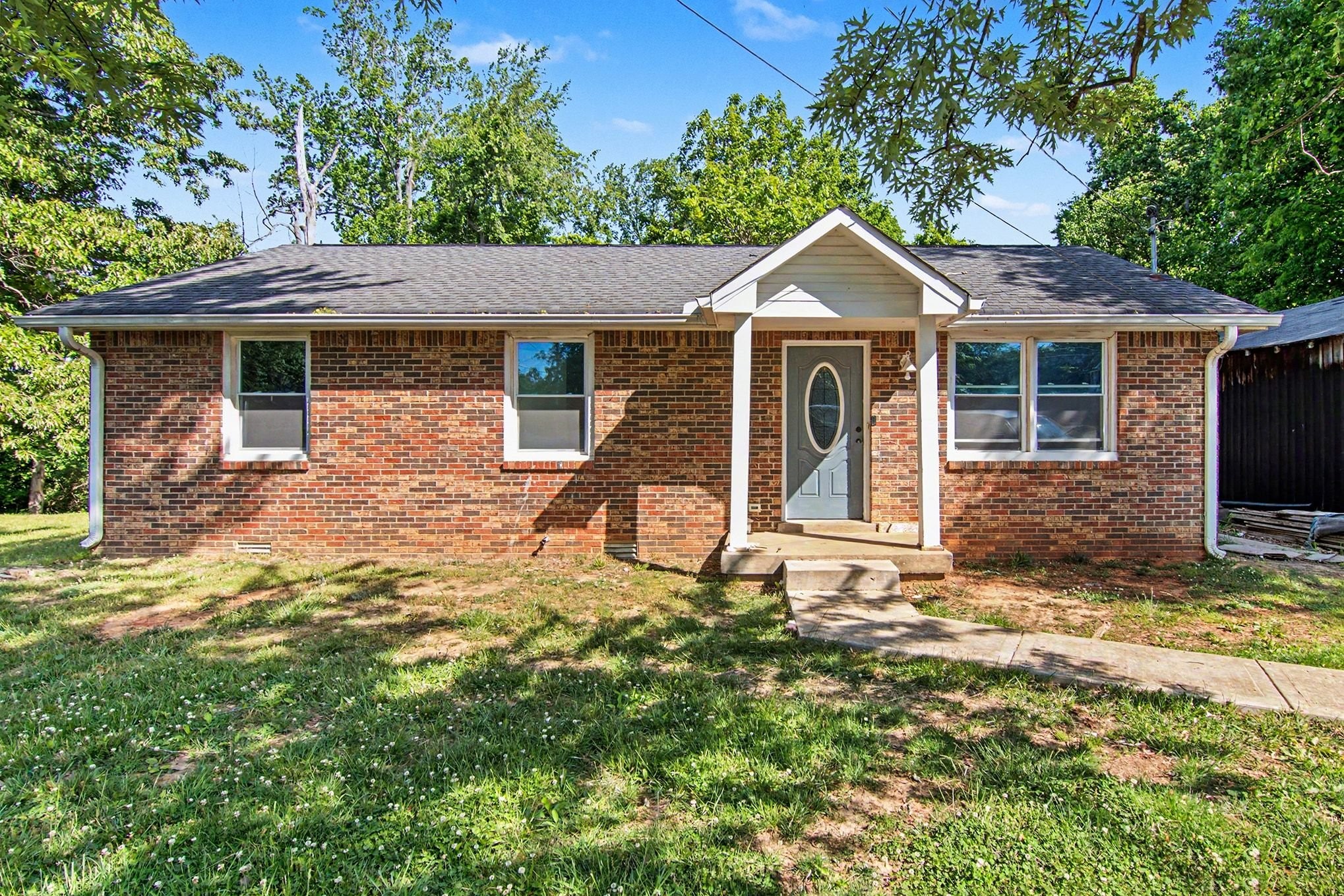 300 Carla Court Clarksville TN 37043