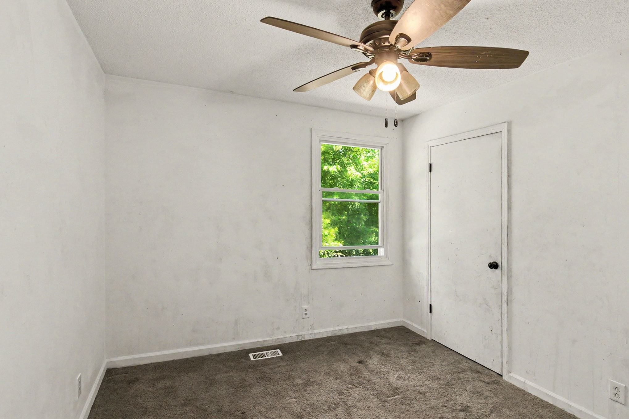 300 Carla Court Clarksville TN 37043