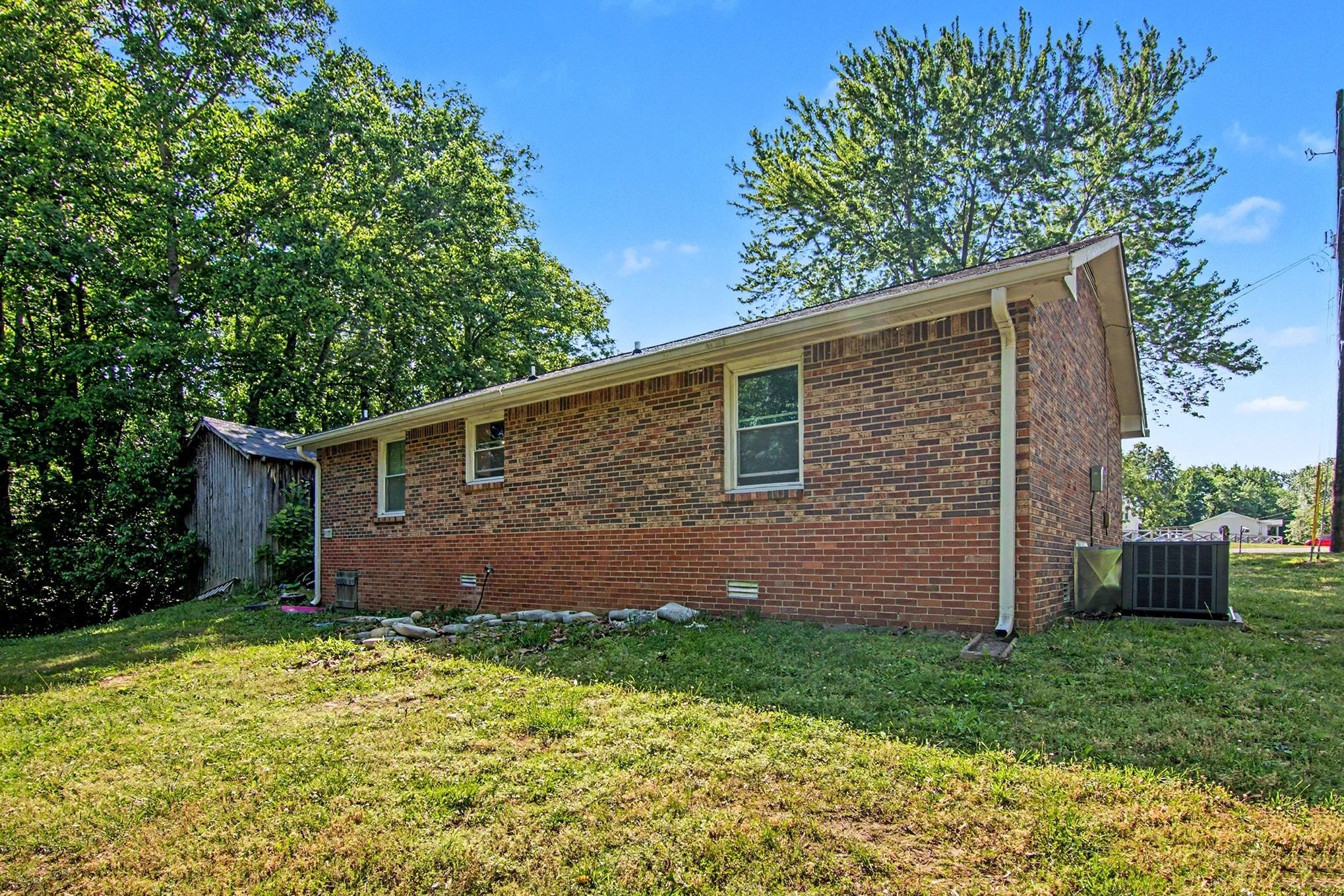 300 Carla Court Clarksville TN 37043