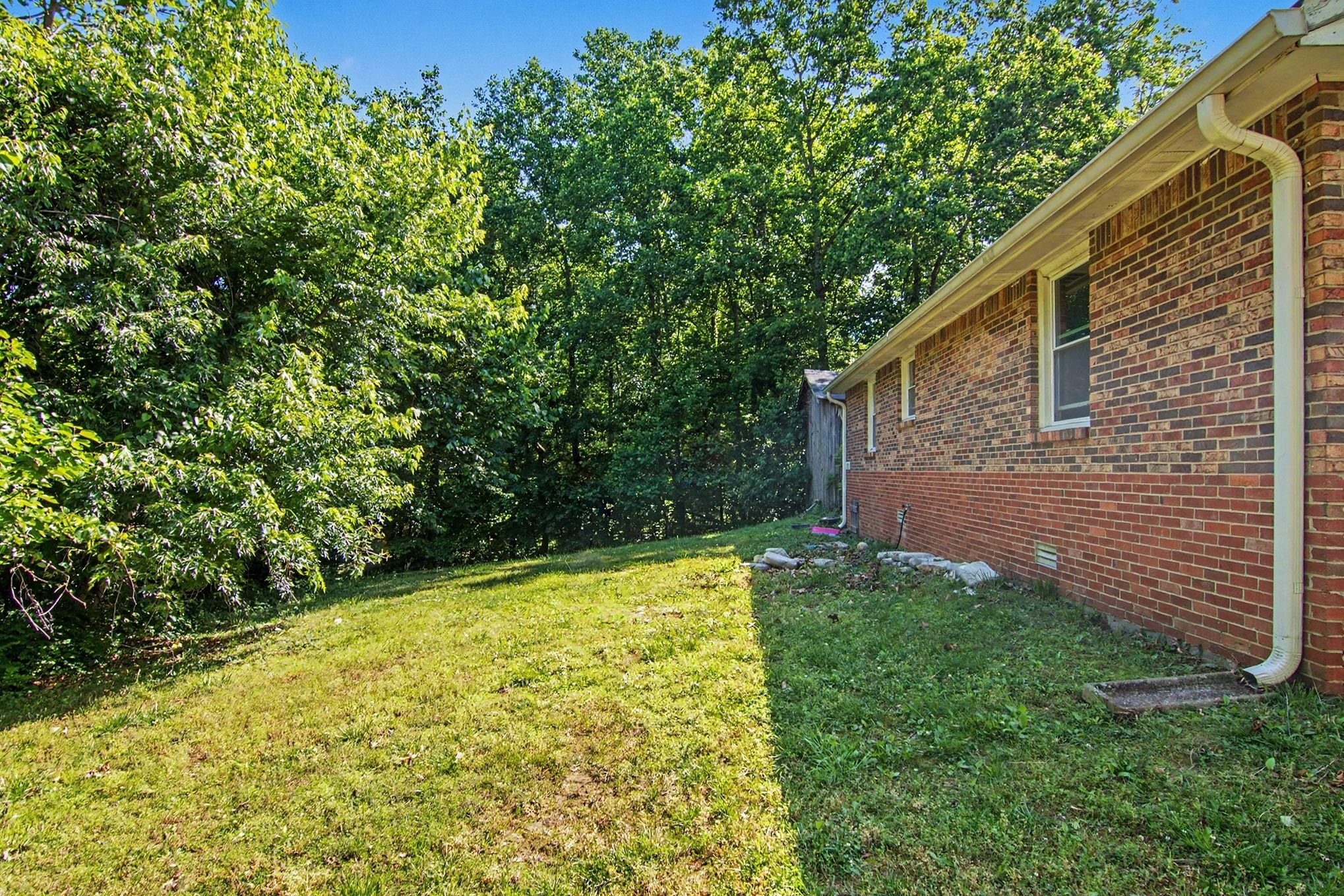 300 Carla Court Clarksville TN 37043