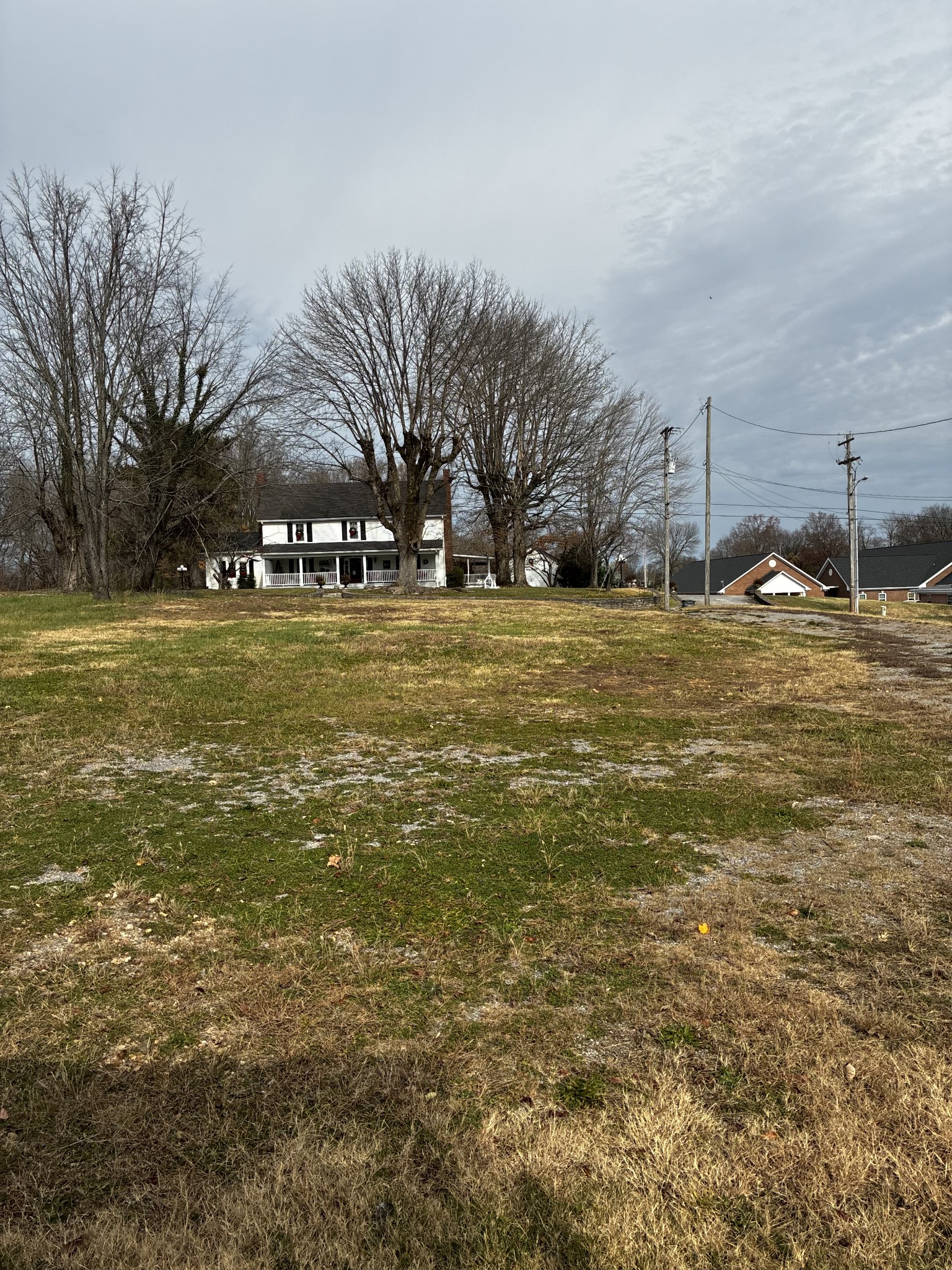 217 Church Street Lafayette TN 37083