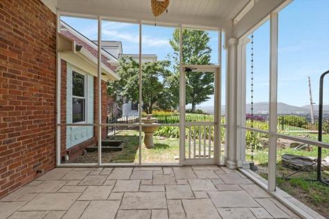 312 N Crest Road Chattanooga TN 37404