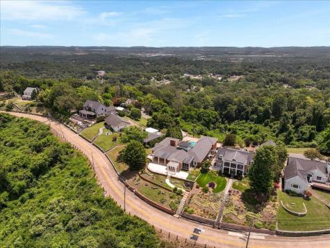 312 N Crest Road Chattanooga TN 37404