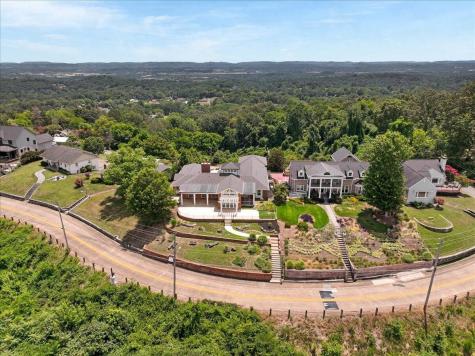 312 N Crest Road Chattanooga TN 37404