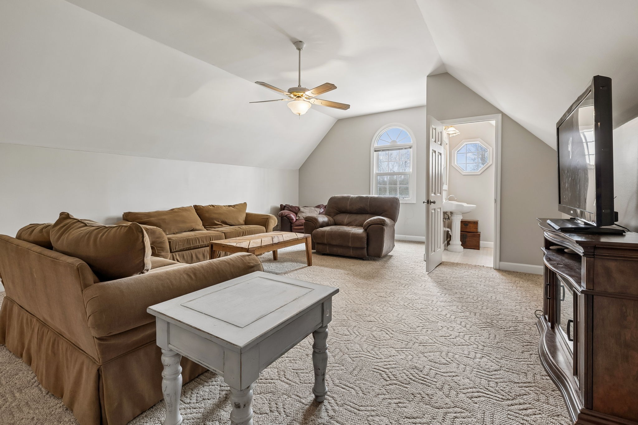 1019 Hilton Lane Castalian Springs TN 37031