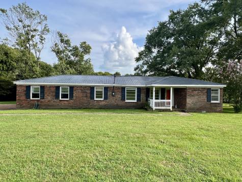 250 Chipman Road Bethpage TN 37022