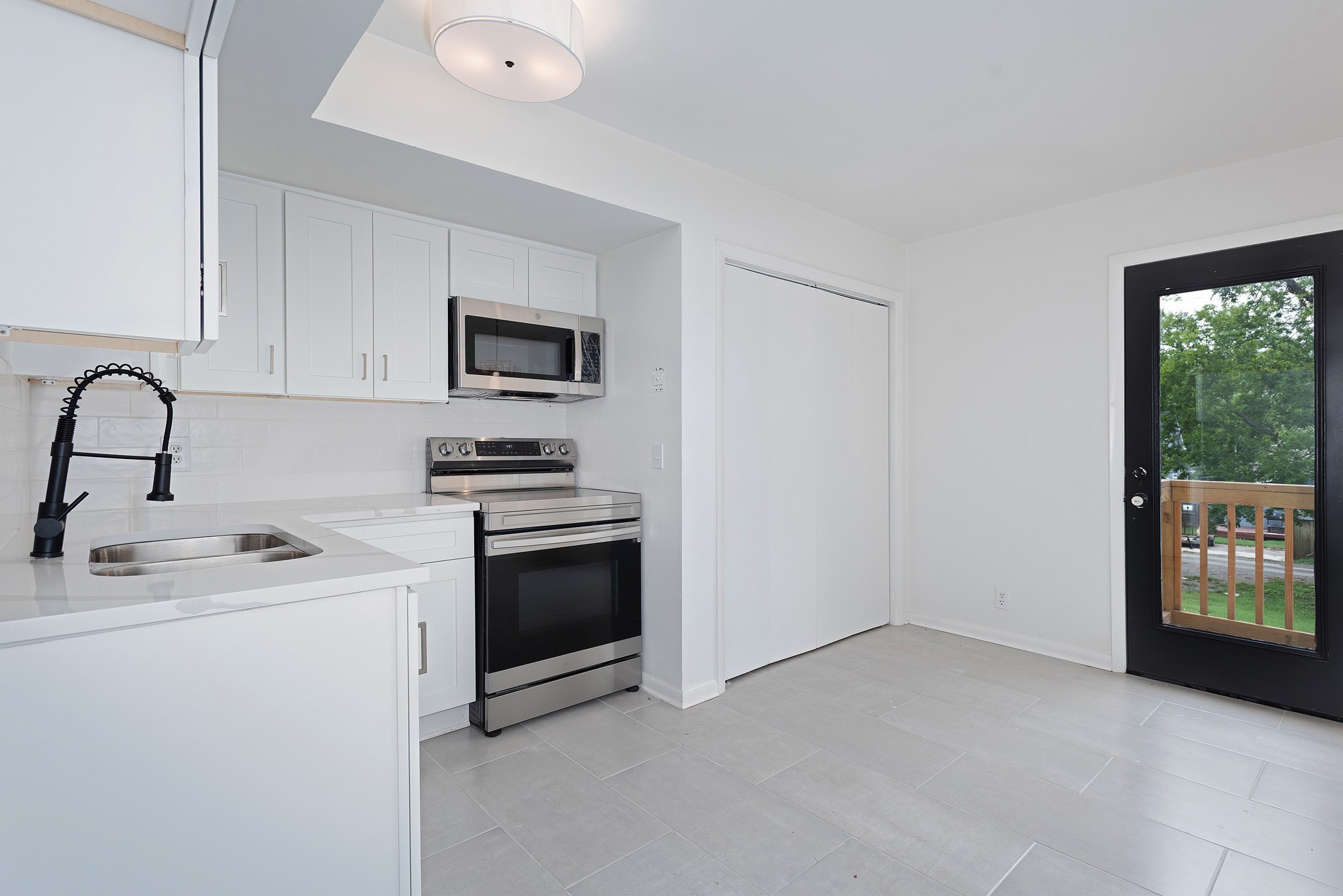 2210 24th Ave, N Nashville TN 37208