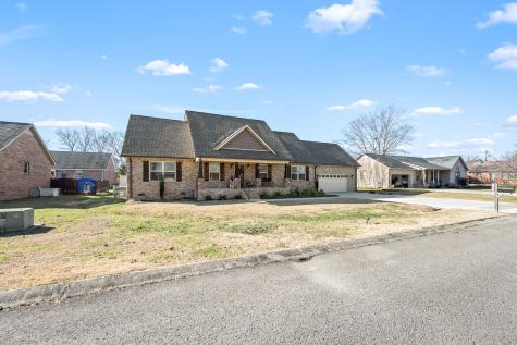 105 Cumberland Court Tullahoma TN 37388